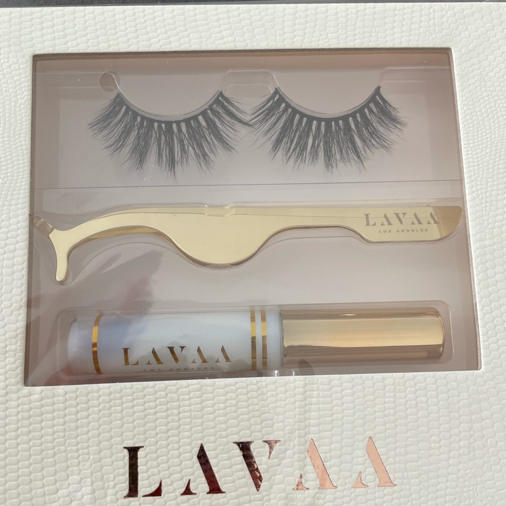 NIB LAVAA Flirty Lash Set - Exclusive 3D Mink